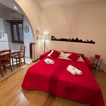Casa Amisi Apartment โรม ภายนอก รูปภาพ