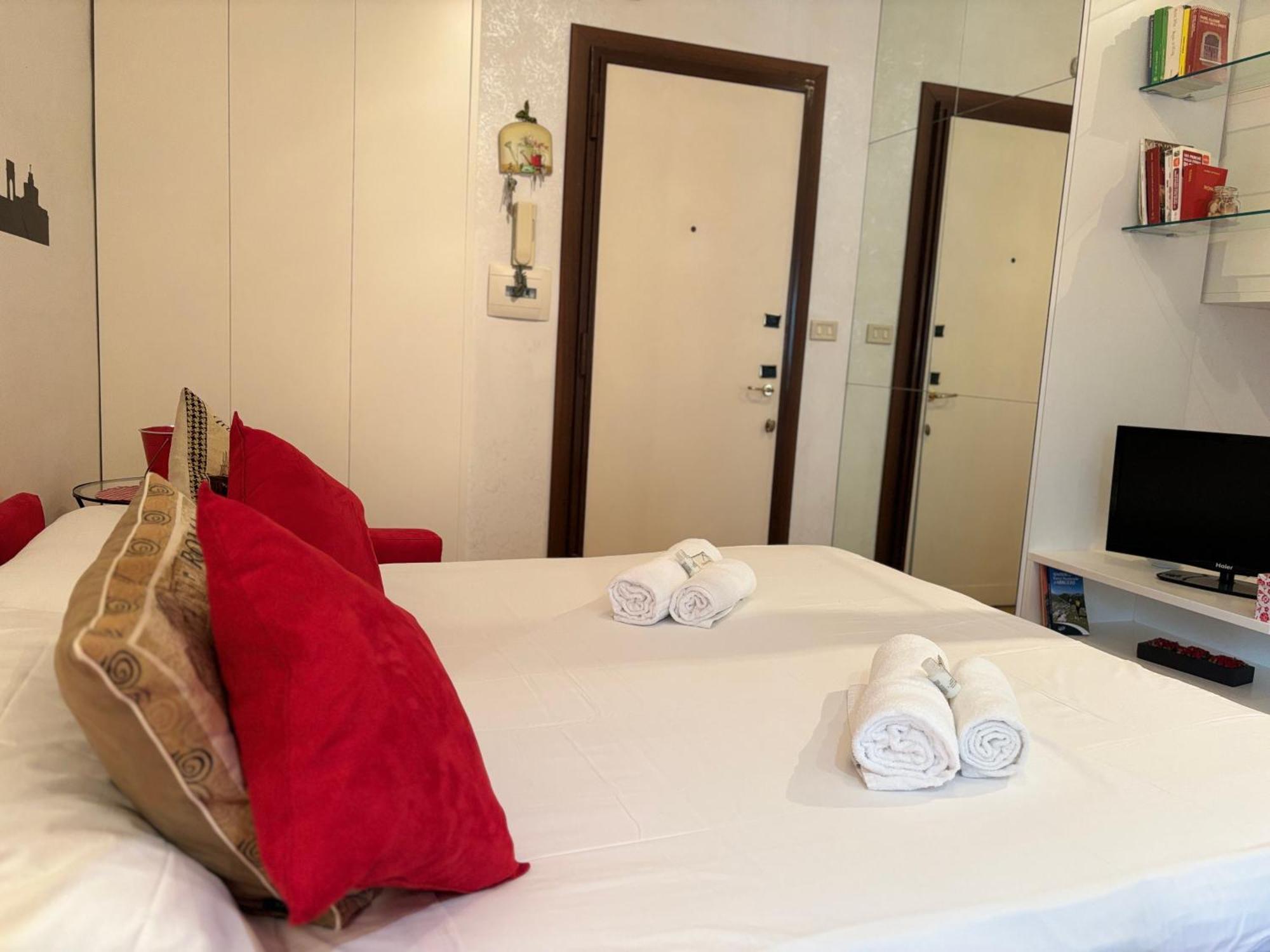 Casa Amisi Apartment โรม ภายนอก รูปภาพ