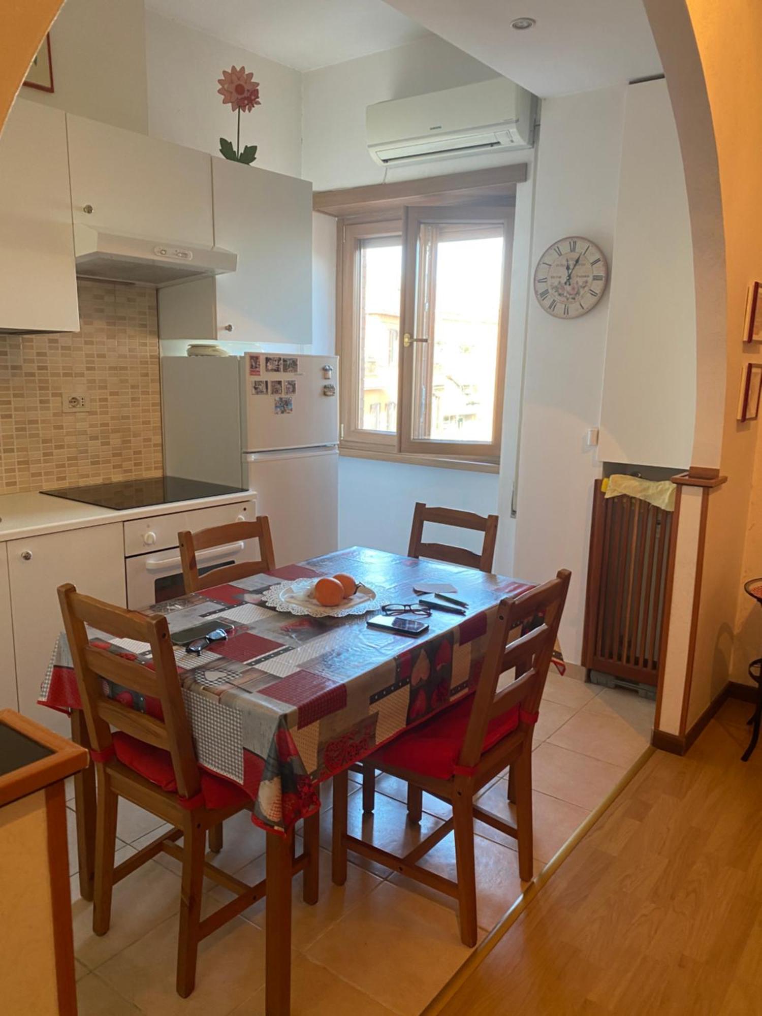 Casa Amisi Apartment โรม ภายนอก รูปภาพ